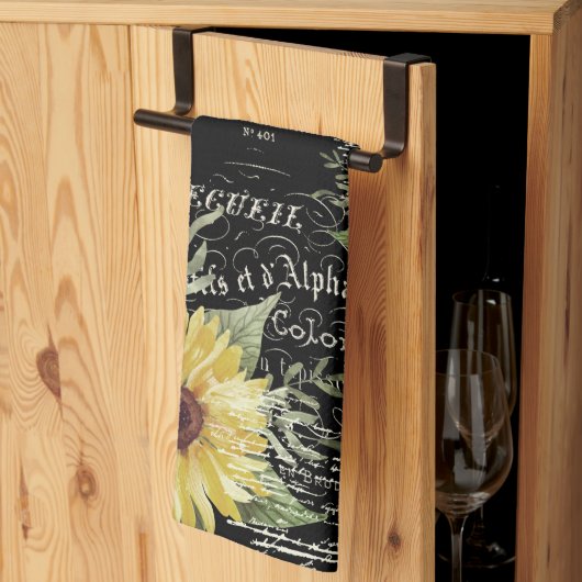  typografie en zonnebloemen op zwart theedoek (Derde Gevouwen)