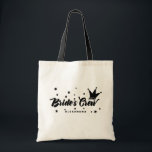 Typografie Kroon en Sterren van Bruidsmeisjes Crew Tote Bag<br><div class="desc">Wie zit er in de bruidsmeisjes crew? Leuke en vrolijke tas voor de bruidsmeisjes met opvallende typografie en illustratie van een kroon en sterren. Deze tas is een perfect cadeau voor je bruidsmeisjes, getuige, getrouwde getuige, bloemenmeisjes en andere bruidsmeisjes. Personaliseer door hun namen toe te voegen. Draag deze tijdens de...</div>