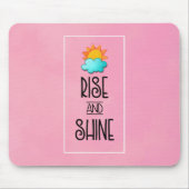 Typografie met zon en wolken stijgt en schittert muismat (Voorkant)