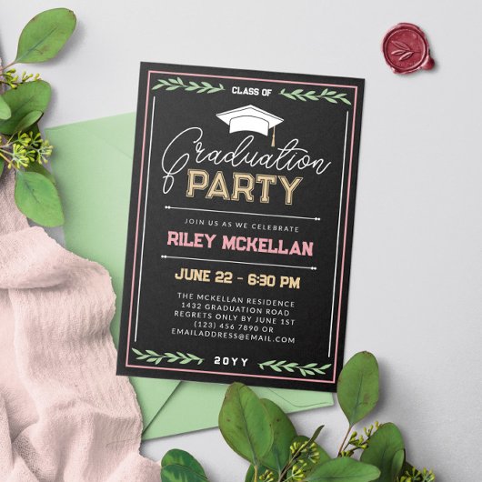 Typografie van Varsity Black Pink Graduation Party Kaart