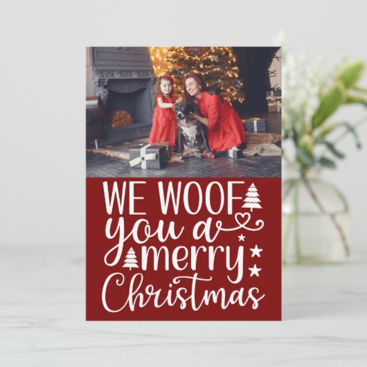 Typografie, We Woof You a Merry Christmas Greeting Feestdagenkaart (Staand voorkant)