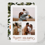 Typografie Winter Sinaasappels Foto Folie Feestdagenkaart<br><div class="desc">Deze prachtige vakantiefootkaart is voorzien van een  gestileerde typografie,  "Prettige feestdagen" in echte folie,  samen met drie fotosjablonen. De achterkant van de kaart bevat een  ontwerp van winterse sinaasappels en bloesems.</div>