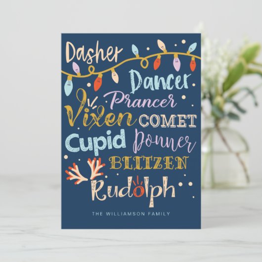 Typografisch kerstfeest met feestrennen en lampjes feestdagenkaart (Staand voorkant)