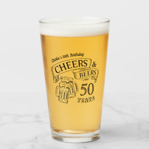 Typografische kaas en bier van elke leeftijd glas