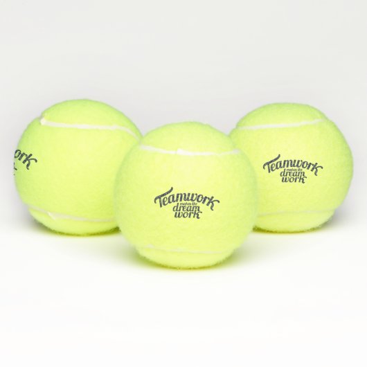 Typografische slogan teamwork maakt tennisballen (Multi)