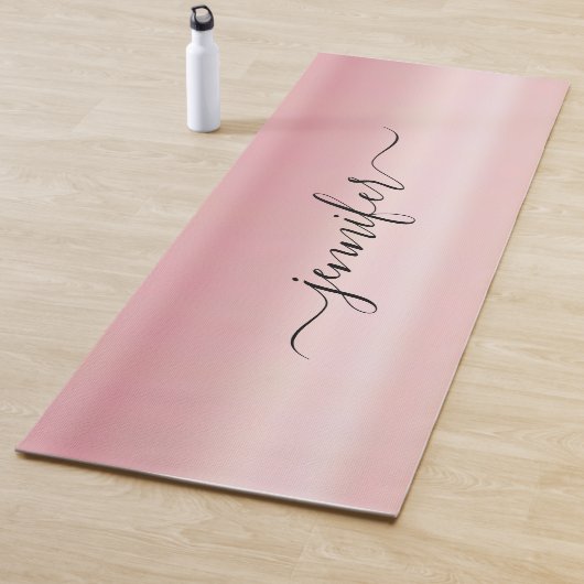 Typography Script Name Elegant Rose Gold Fitness Yogamat (In situ)