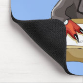 Tyrannosaurus rex baas zit aan een bureau. 2 muismat (Hoek)