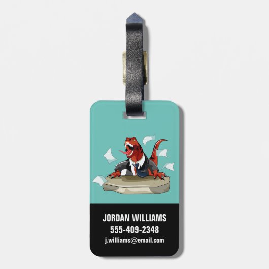 Tyrannosaurus rex baas zit aan een bureau. bagagelabel (Achterkant verticaal)