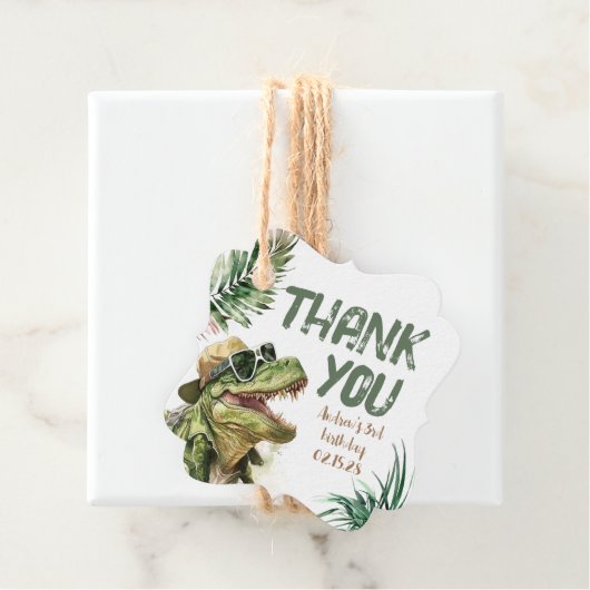 Tyronasaurus Rex Dinosaur Birthday Dank u Bedankjes Labels (In situ)