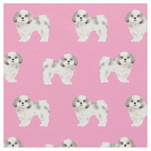 tzu schattige hond roze stof (Close Up)