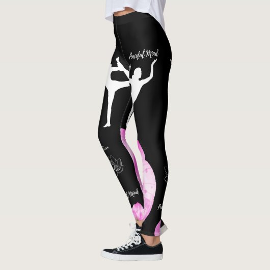 U bent de Leggings van de Vrede door Ooomsuum Rela (Links)