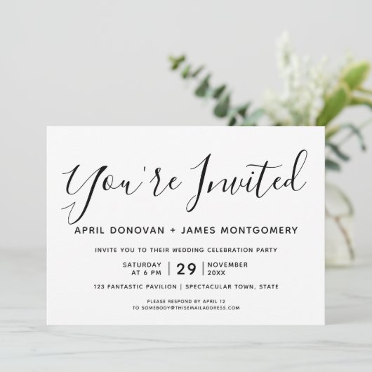 U bent uitgenodigd Typografie bruiloft uitnodiging (Staand voorkant)