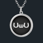 U Happy Anime Face Emoticon Zilver Vergulden Ketting<br><div class="desc">Uw geachte afgevaardigde,  U,  Uw Wereldbol Trotters is gespecialiseerd in idiosyncratische beelden van rond het wereldbol. Hier vindt u unieke Wenskaarten,  Briefkaarten,  Posters,  Muismatten en meer.</div>