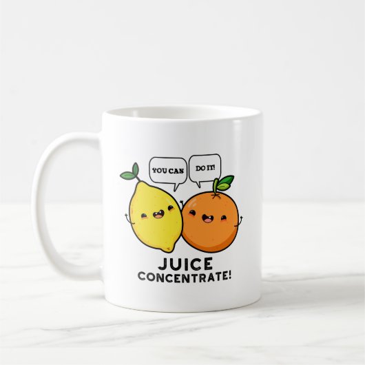 U kunt het maken met een positieve vruchtenspuit koffiemok (Links)