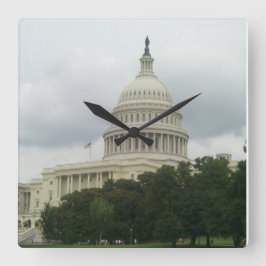 U.S. Capitol Building met bewolkte luchten Vierkante Klok