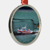 U.S. Coast Guard Ship in een fles. Metalen Ornament (Rechts)