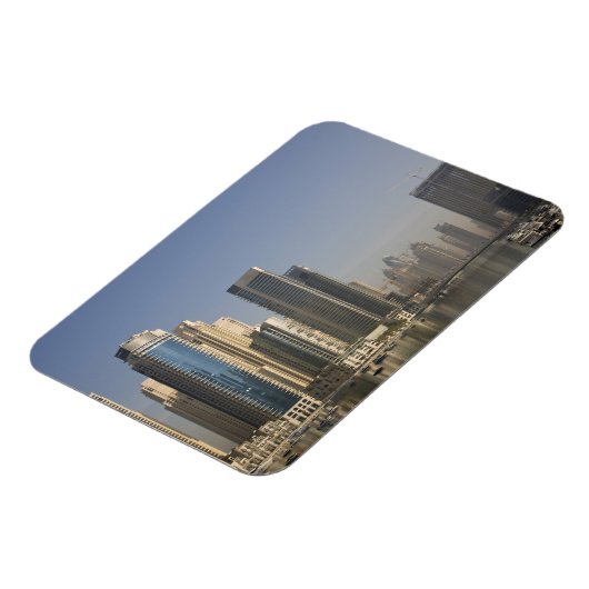 UAE, Dubai. Marina torens met boten voor anker. Magneet (Linkerzijde)