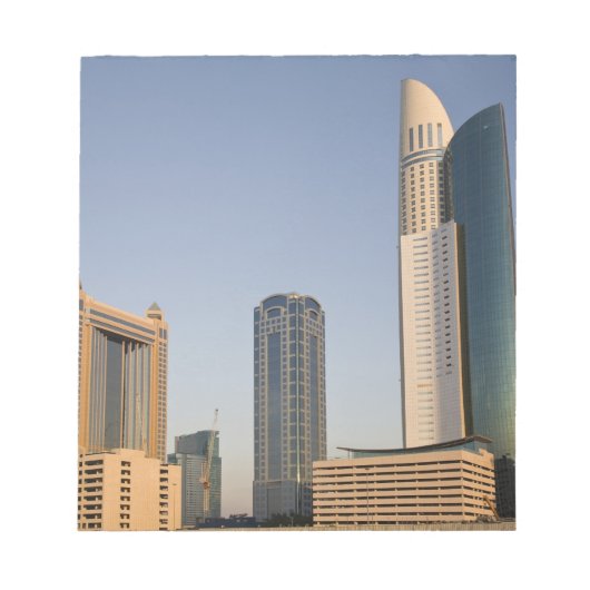UAE, Dubai. Park Place Tower en andere Notitieblok (Voorkant)
