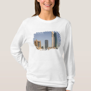 UAE, Dubai. Park Place Tower en andere T-shirt