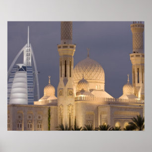 UAE, Dubai. 's Avonds moskee met Burj al Arab Poster