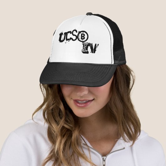 UCSB Livin' Trucker Pet (In situ)