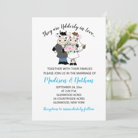 Udderly in Love Koe Couple Bride and Groom Wedding Kaart (Staand voorkant)