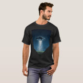 UFO Abduction  Flying Saucer Alien UFO Believers T-shirt (Voorkant volledig)
