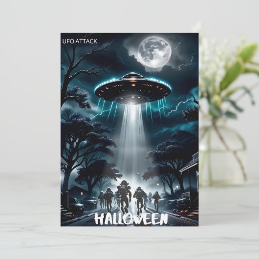 UFO-aliën aanval Griezelen dit jaar Halloween Feestdagenkaart (Staand voorkant)