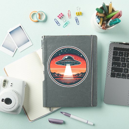 ufo bij Red Sunset Sticker (iPad Cover)
