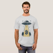 UFO Bitcoin - Grappige en Leuke Cryptovaluta  T-shirt (Voorkant volledig)