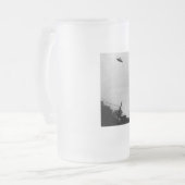 UFO Buitenaards Buitenaards Ruimteschip Top Secret Matglas Bierpul (Voorkant links)