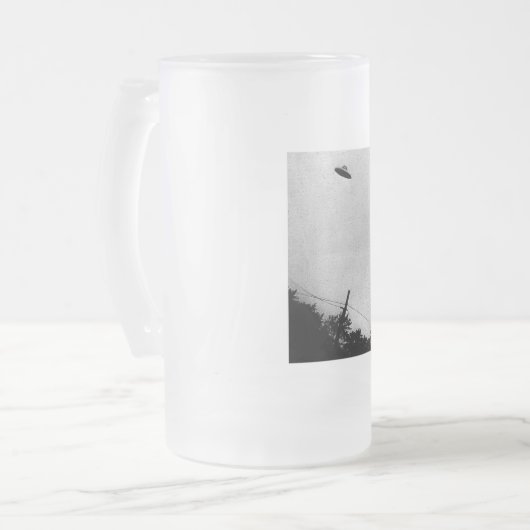 UFO Buitenaards Buitenaards Ruimteschip Top Secret Matglas Bierpul (Voorkant links)