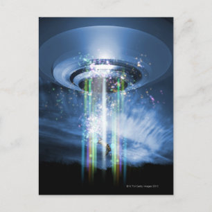 UFO die boven de aarde hangt terwijl ze mensen ont Briefkaart