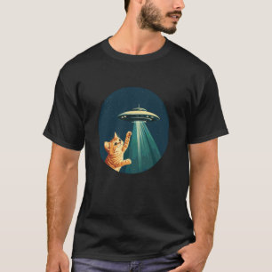 UFO die een kat omhoog straalt voor galactische vr T-shirt
