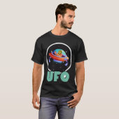 UFO in de ruimte T-shirt (Voorkant volledig)