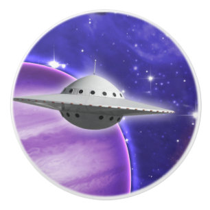 UFO in Paarse Ruimte Roze Planeet Sterren Stelsel Keramische Knop