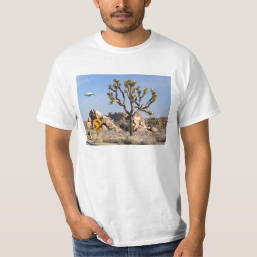 UFO-kruisingen T-shirt (Voorkant)