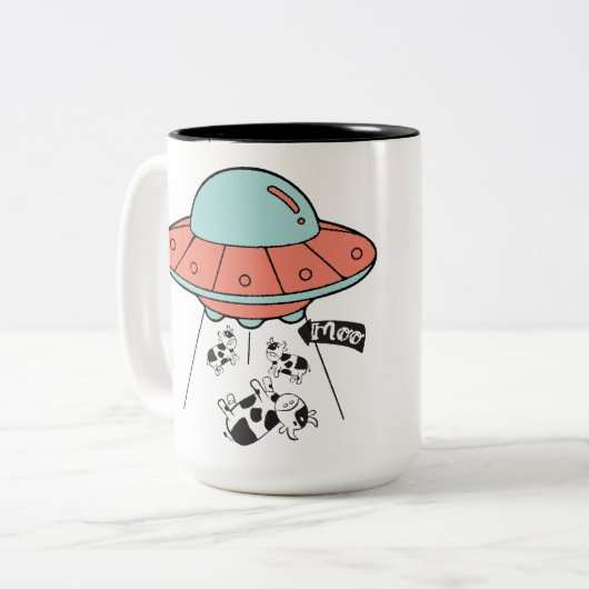 UFO-Mok voor ontvoering van Koe Tweekleurige Koffiemok (Voorkant links)