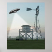 UFO over een platteland Poster (Voorkant)