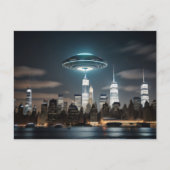 UFO over een stad Briefkaart (Voorkant)
