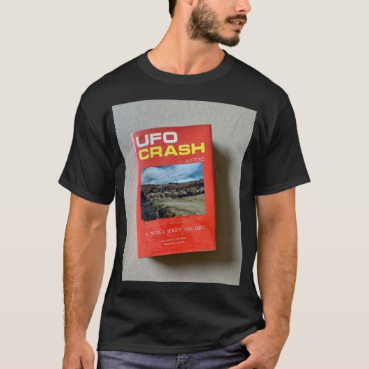 UFO TRUI Basic Donkere T-Shirt (Voorkant)