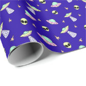UFO's, buitenaardse gezichten en sterren op blauwe Cadeaupapier (Rol Hoek)