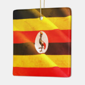 UG002 UGANDA, Waving Flag. Afrika, Keramisch Ornament (Links)