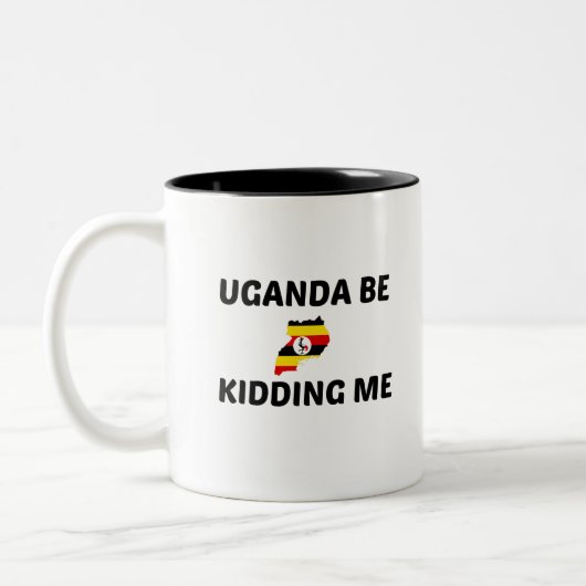UGANDA KIEST ME TWEEKLEURIGE KOFFIEMOK (Links)