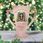Ugly Sweater Winnaar Brons 3e plaats Trofee Staand Fotobeeldje<br><div class="desc">Een perfect cadeau voor de 3e plaats winnaar voor je Ugly Christmas Sweater Contest en feest,  een bronzen trofee. Gladde bronzen metallic achtergrond met een kleurrijke Notenkraker trui in het midden,  "Ugly Christmas Sweater Winner" gebogen tekst boven en "Third Place Winner!" hieronder met een jaar sjabloon op de bodem.</div>