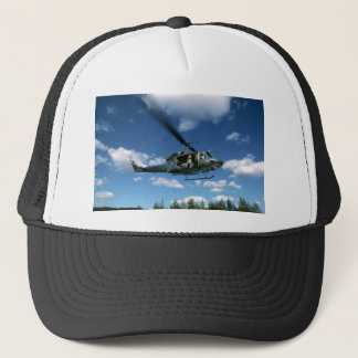 UH1 50 HELIKOPTER TRUCKER PET