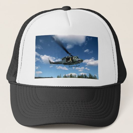 UH1 50 HELIKOPTER TRUCKER PET (Voorkant)