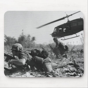 UH-1D-helikopter van Major Crandall in de Vietnamo Muismat