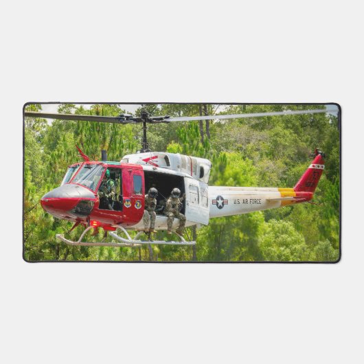 UH-1N IROQUOIS "HUEY" BUREAUMAT (Voorkant)