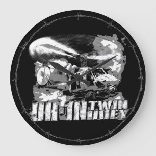 UH-1N Twin Huey Grote Klok